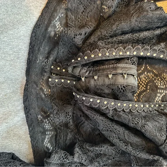 NWT Outcast clothing women’s Elena long sleeve black top L - Picture 6 of 6